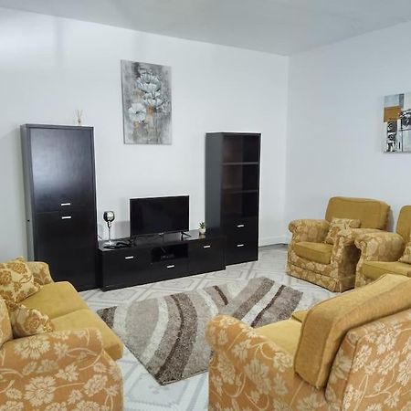 Rua De Baixo Apartments Calheta  Luaran gambar