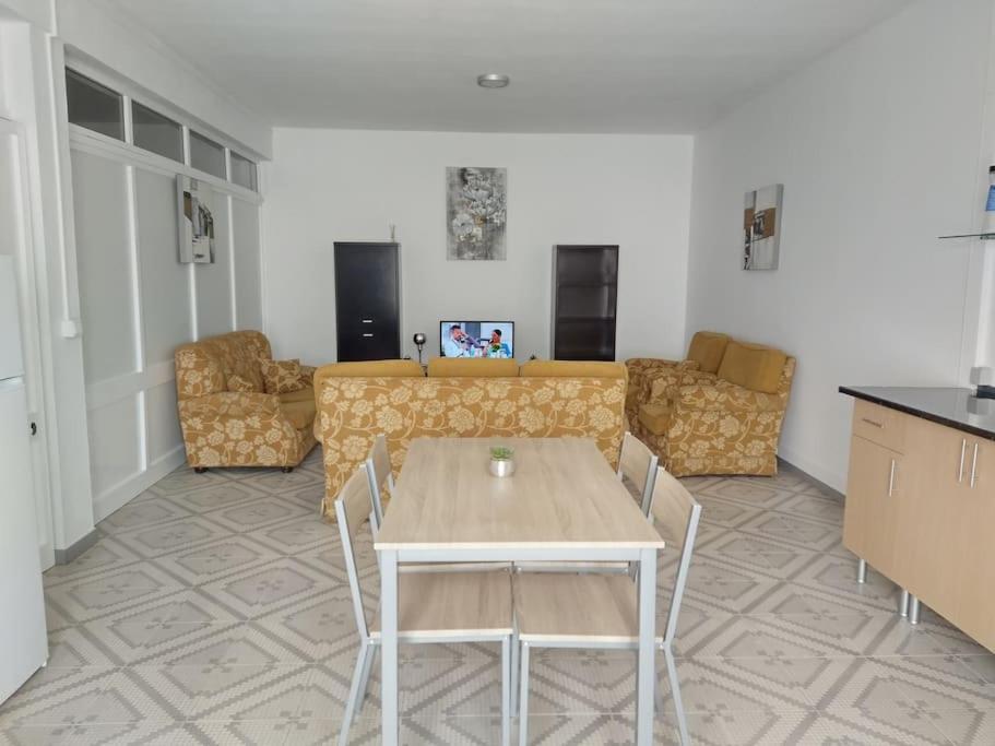 Rua De Baixo Apartments Calheta  Luaran gambar